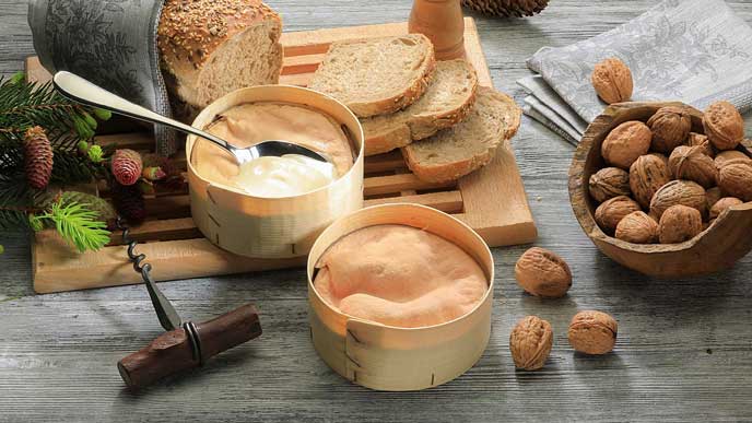 Vacherin Mont d'Or Styling et Photo Enrico Pestalozzi Agence Packaging Satellites Design